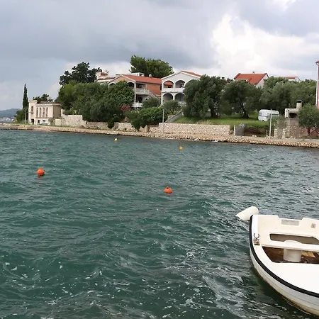 Apartments Marija - Maslenica - First Line To The Sea Exterior photo