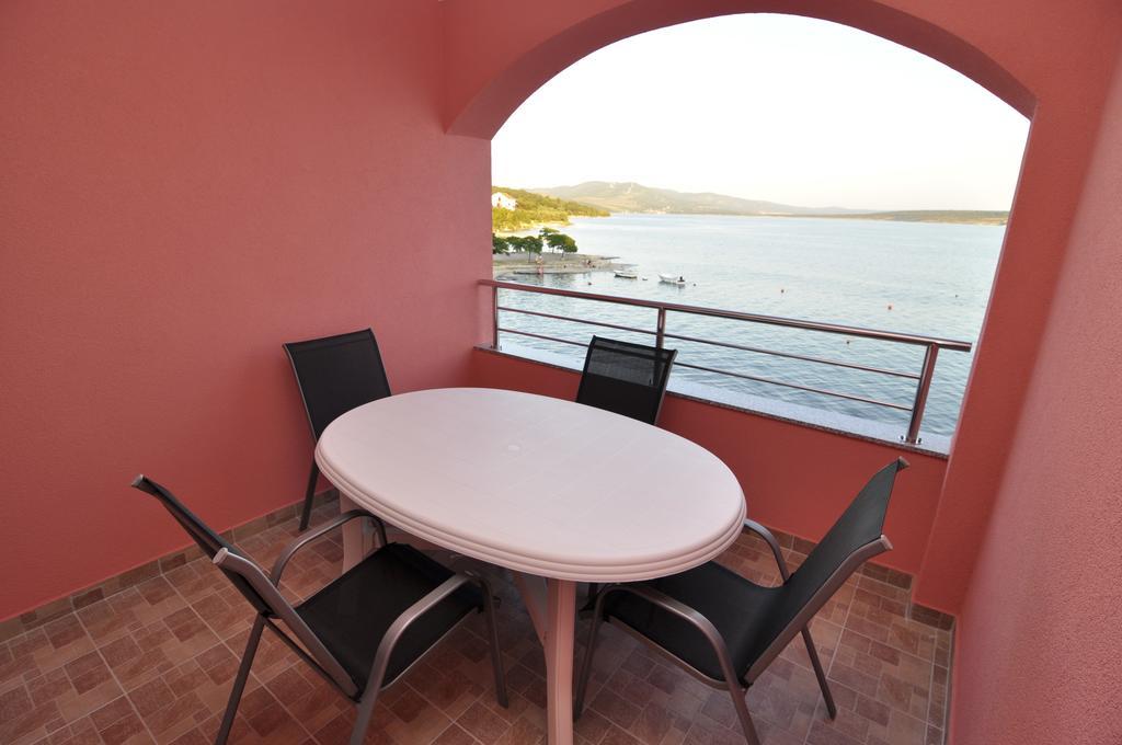 Appartamento Marija - - First Line To The Sea